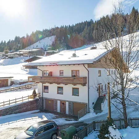 Mooshaeusl Chalet *