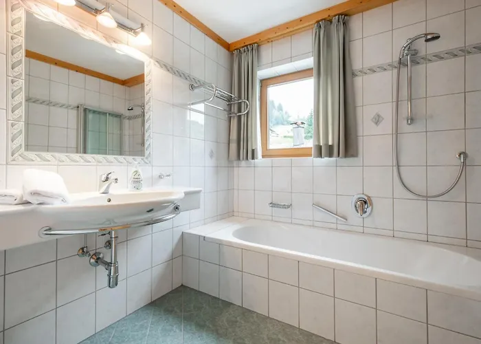 Mooshaeusl هوبفغراتن إم بريكسنتال